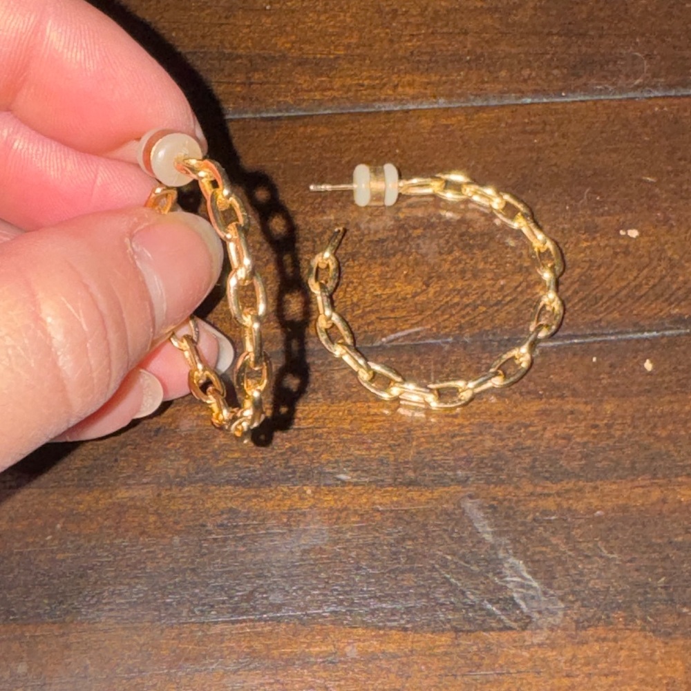 Chain link hoops. - Picture 4 of 4